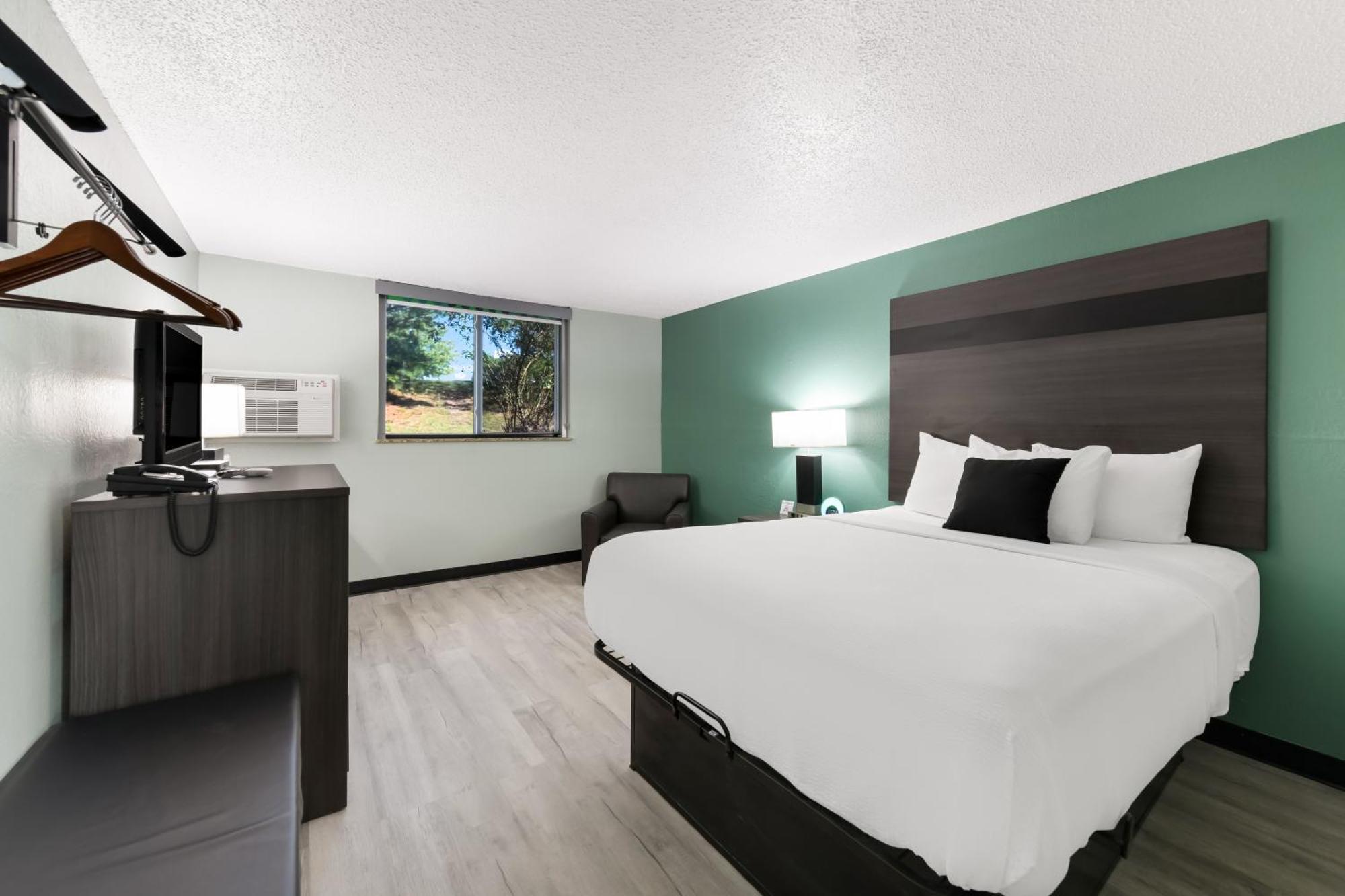 Baymont Inn & Suites By Wyndham Либерти Экстерьер фото
